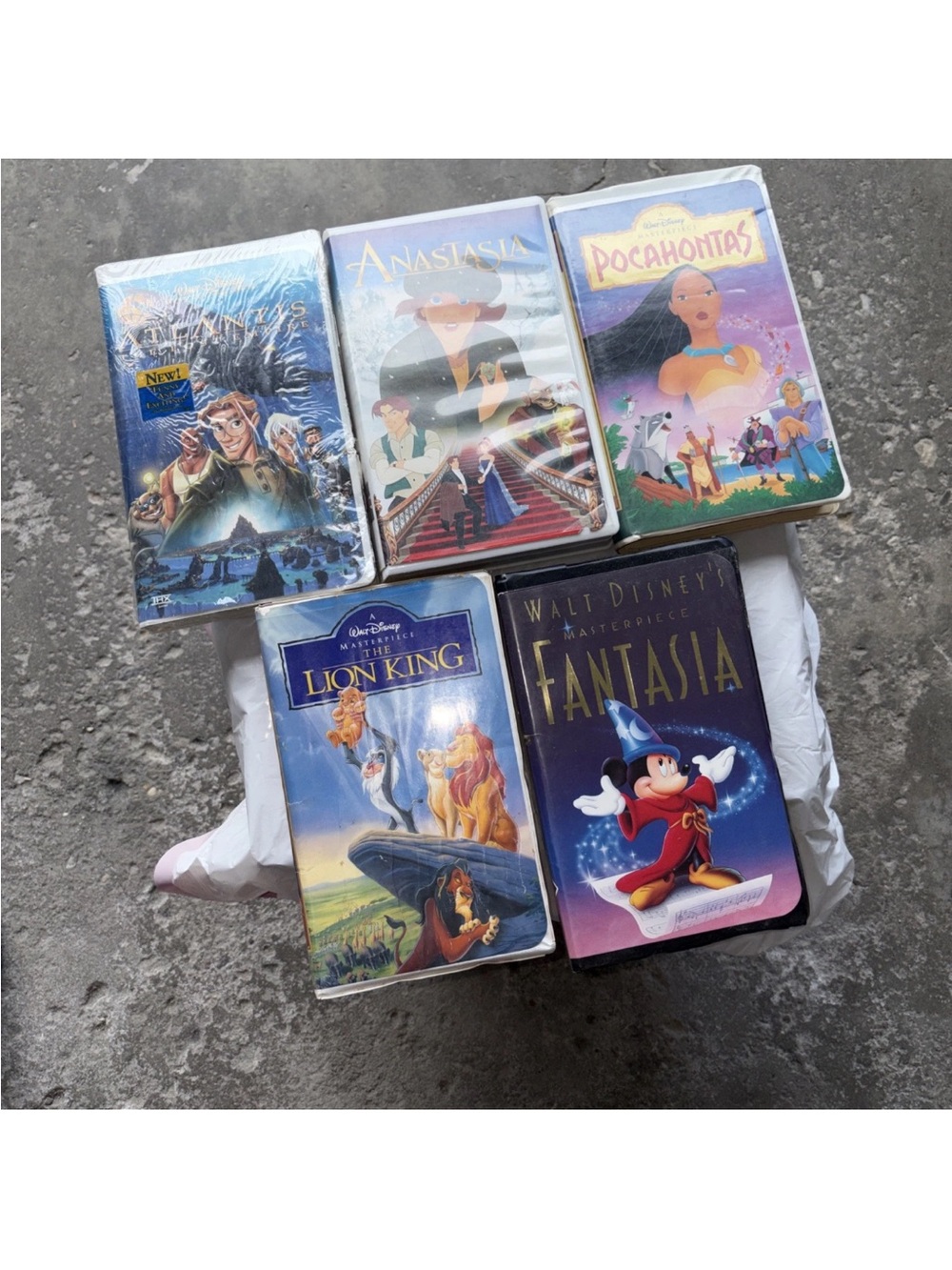Disney Classic VHS Lot - 5 VHS-Your Favorites-Atlantis, Anastasia, Fantasia, +2